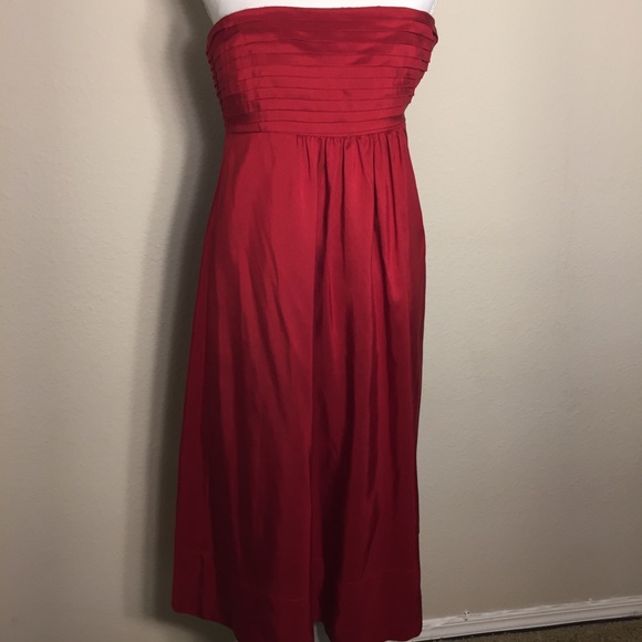 Banana Republic Dresses & Skirts - Banana Republic Women’s Strapless Silk Dress